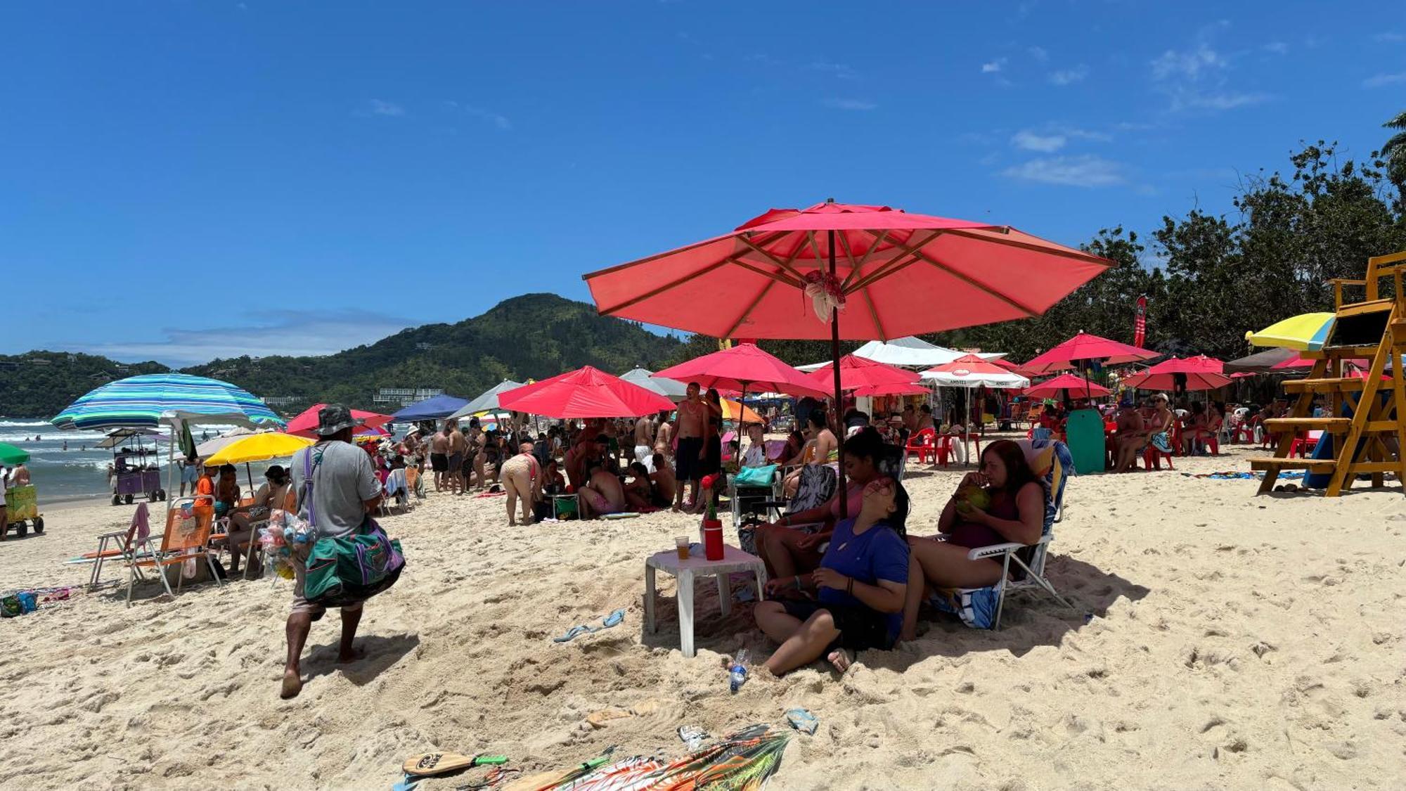 Condominio Com Muita Diversao Toninhas Ubatuba Eksteriør billede